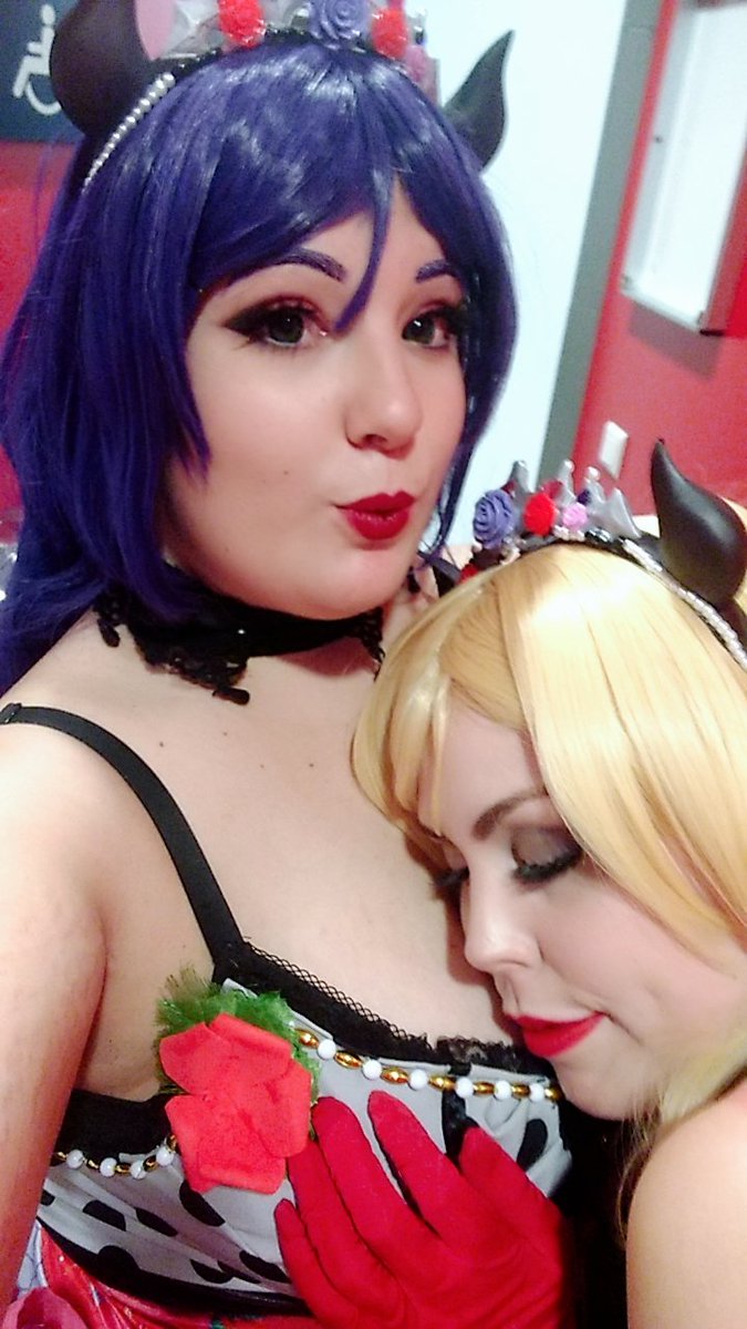 LESBIANS IN YOUR AREA 😈⭐ with <a href="/Belier_Cosplay/">🐰 nova 🐰</a>

Nos lo hemos pasado hoy genial con nuestras <a href="/_DemonAngels_/">DemonAngels</a> 💓 Esperamos y agradecemos que os haya gustado la actuación 😆💖