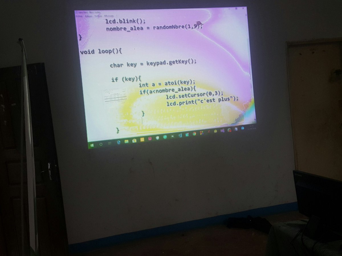 MouzongA's tweet photo. Welcome to the #Google #Next18Extended at #GDGEbolowa with @OBAMSerge https://t.co/MOGyUyILtb