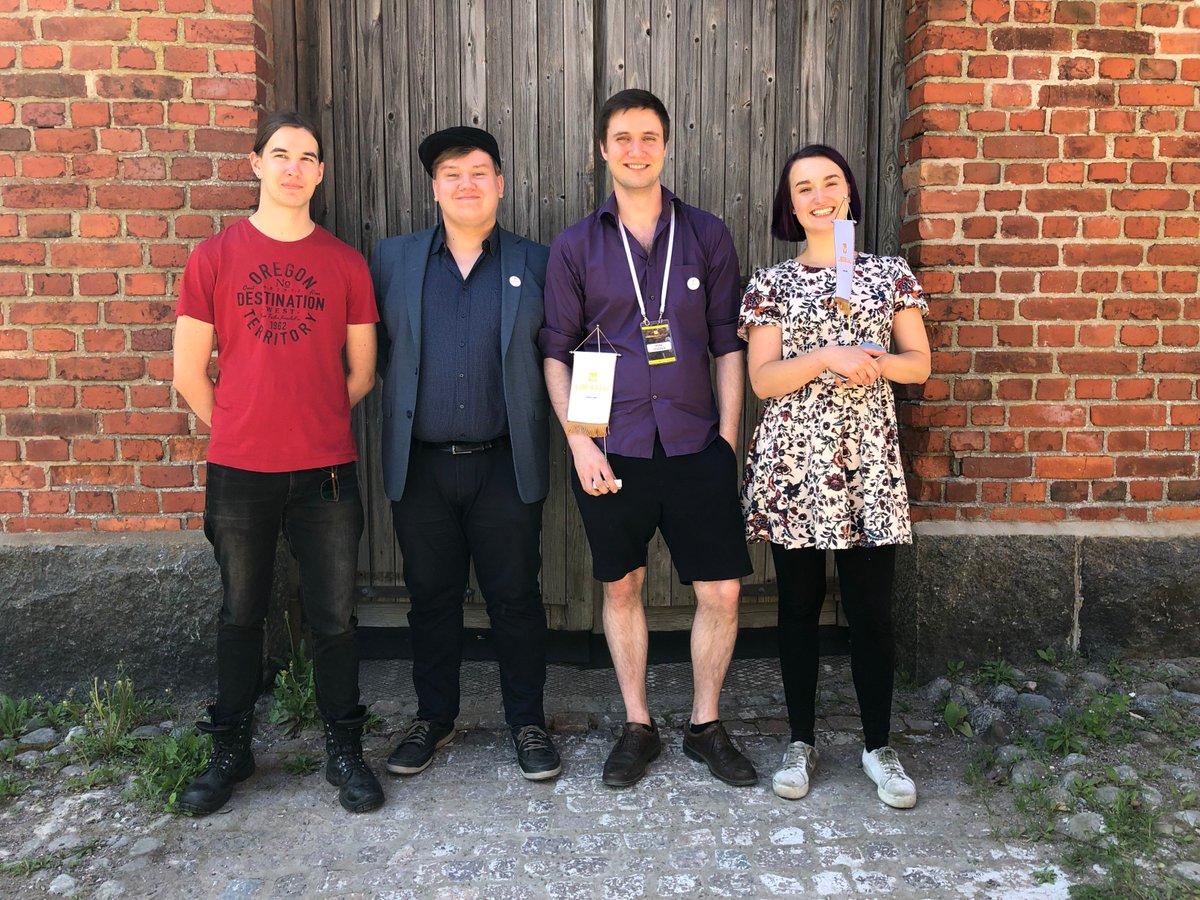 Liberaalinuoret heräilevät horroksestaan ja lähtevät innolla kohti uusia haasteita!
Syksy tullaan aloittamaan hallituksen esittelyllä. Tulemme huomisesta alkaen esittelemään innokkaat hallituksen jäsenemme Facebook-sivullamme: facebook.com/liberaalinuore…
#Libi #Liberaalinuoret