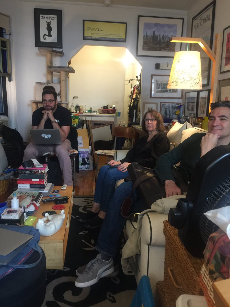 sfreel1's tweet photo. #SwingLeftLive in my house, learning how to GOTV! https://t.co/UiKMjXUgkT