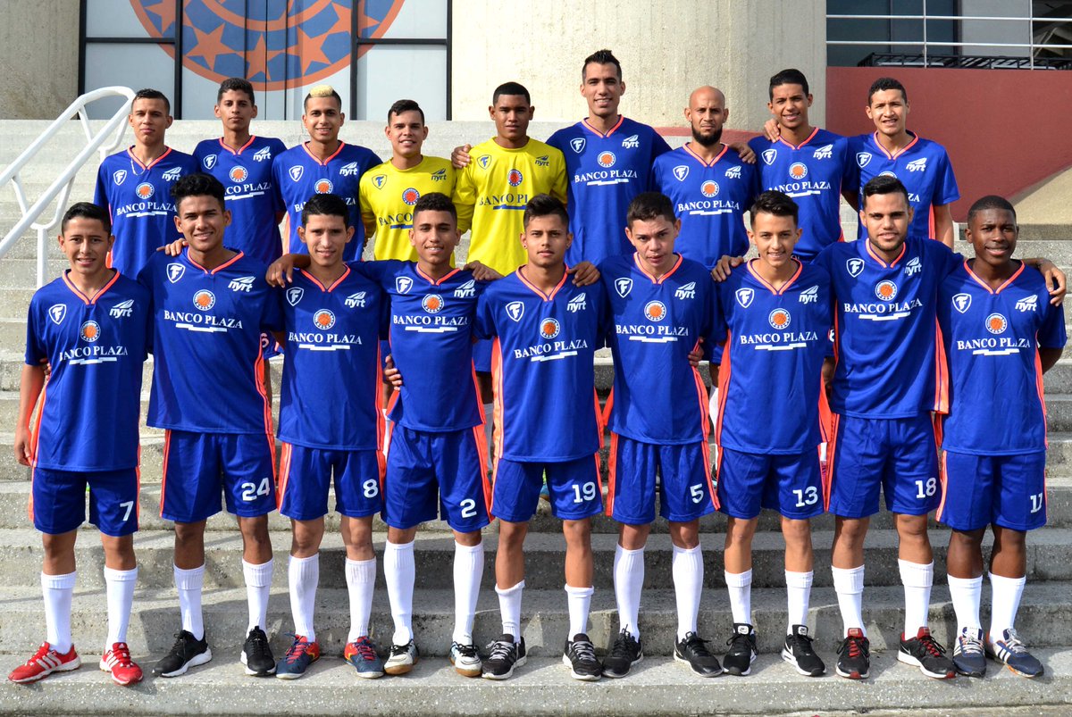 fmendezb10's tweet photo. #LSFSV | @trotamundosbbc1 derrotó 5-1 al @CcsFutsalClub y se clasifica a las semifinales de la @LigaSuperiorFVF https://t.co/rHweU72Yx7