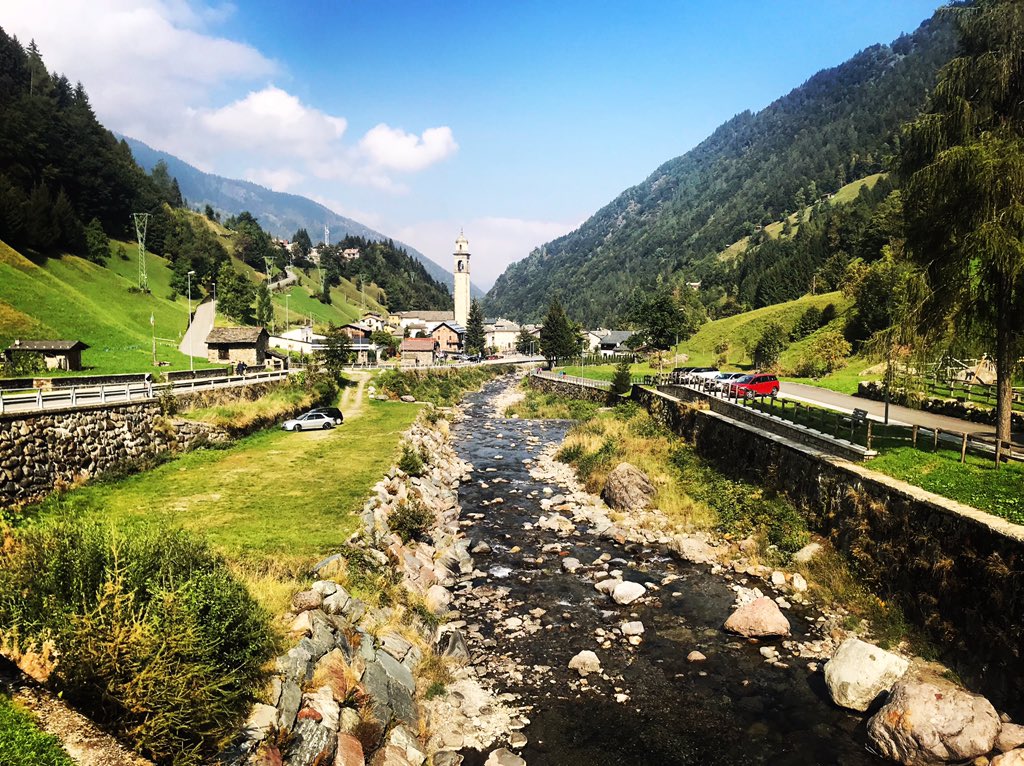 Beiiiiis86's tweet photo. Gustosando in Valgerola 2018 #gerolaalta #valgerola #Valtellina #valtellinaofficial #visitvaltellina #waltellina #inLombardia #gustosando #autunno #autumn #home #bitto https://t.co/ImRFZJbizZ
