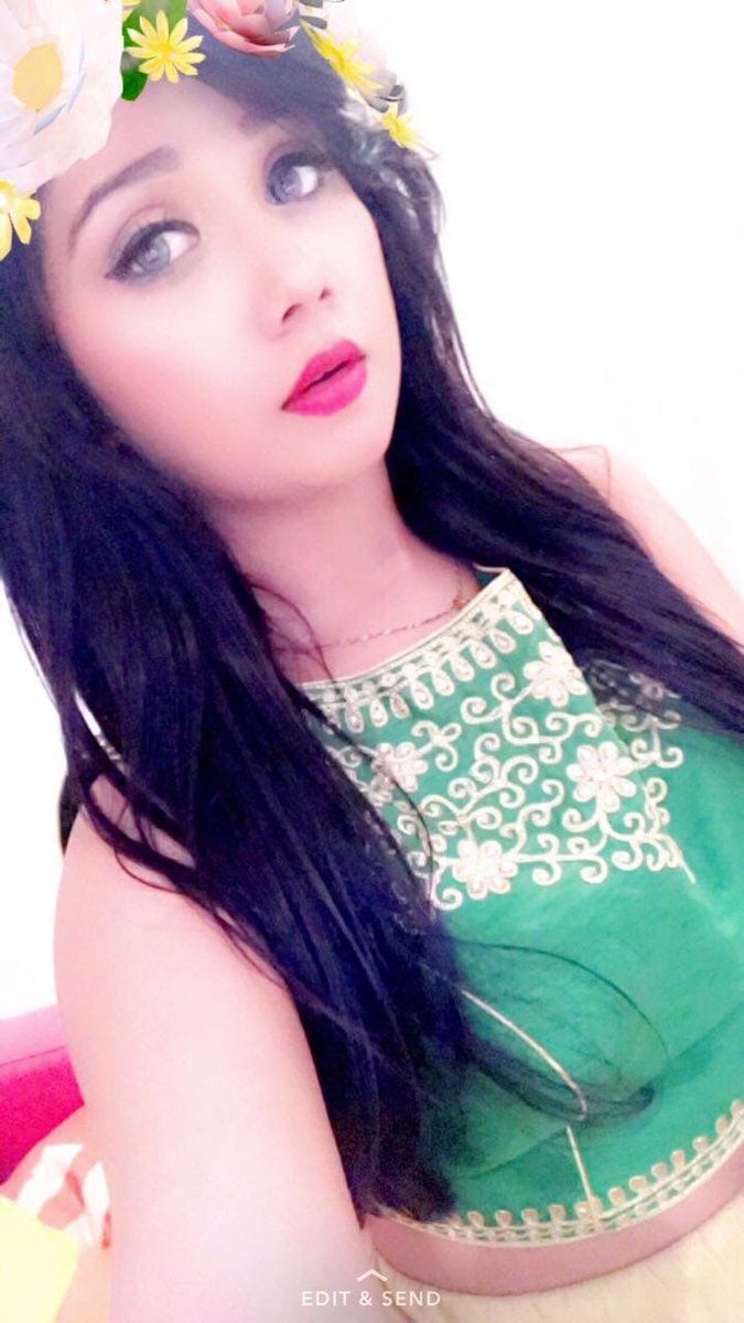 BestvipL's tweet photo. Her name noor available in lahore only outdoor contect me this number 00923481608833 only for vip hotel she is vip model https://t.co/QICqvwDCqa