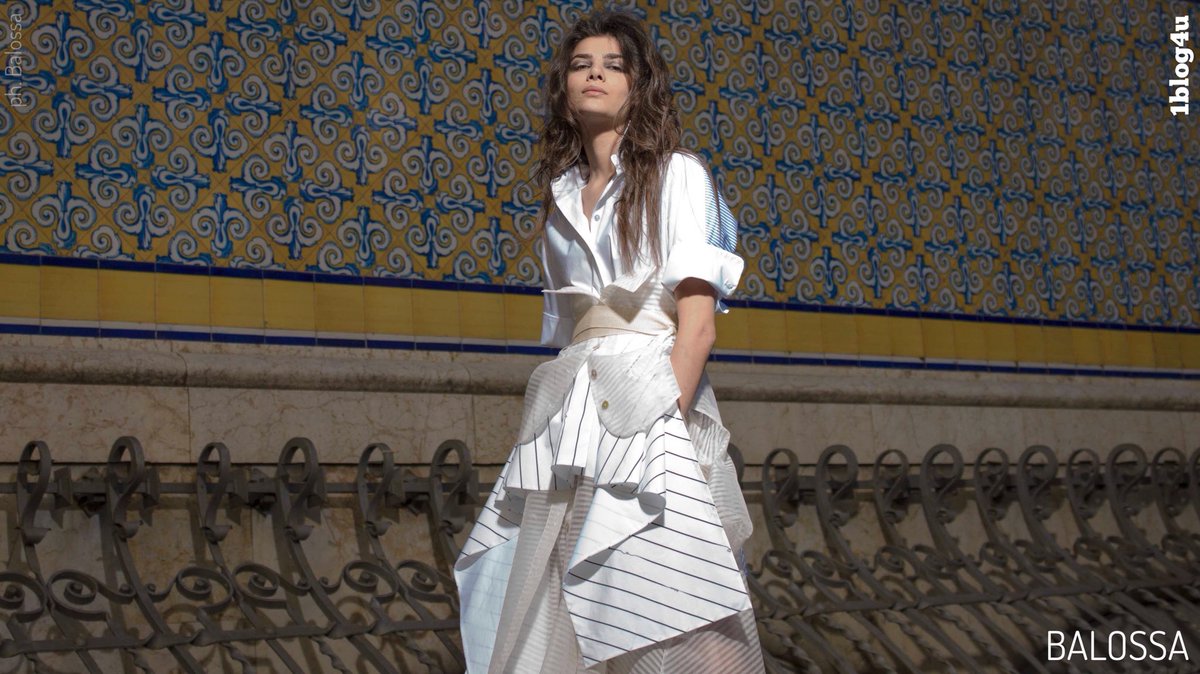 Ruggieri88's tweet photo. #Balossa #whiteshirt lovely brand by #fashiondesigner #IndraKaffemanaite - #SS2019 #camicia #camiciabianca #shirt #SpringSummer19 #SS19 #MFW - #1blog4u #blog #GabriellaRuggieri #blogger #fashionblogger #bloggerlife #WhiteShow #musthave #fashion #ootd ➡️https://t.co/l3sHJUmMfA https://t.co/Qwpr1DY7HG