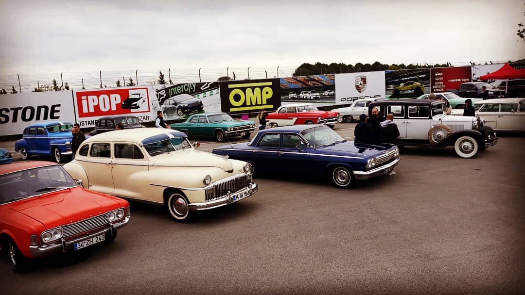 ikodklasik's tweet photo. Weekend Motoring Festivalindeyiz... #weekend #istanbulpark #formula1 #ikod #chevrolet #impala #ford #buick #pontiac #oldsmobile #cadillac #dodge #desoto https://t.co/AnpULJloY4