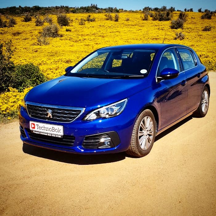 TechnoBokMedia's tweet photo. Deep Blue Beauty.
@PeugeotZA Peugeot 308 GT-Line 2018
#FeelPeugeot
#Peugeot308
#Peugeot
#CarsofInstagram
#Flowrers
#Spring
#Beauty
#Nature
#Explore
#Adventure
#Tour https://t.co/1JhxOnYGYK