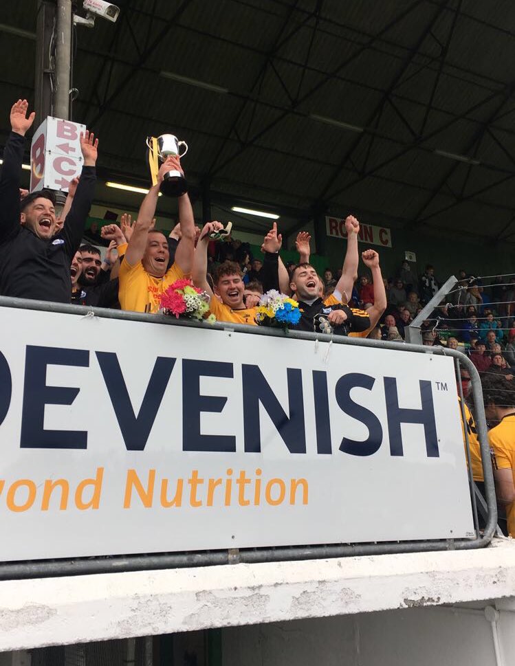 Na Fianna are the Junior B Football Champions!!!!!!!!!!🚧🚧

Well done on a great display lads!!!

Na Fianna 3-10
Slane 2-05

Congratulations to the team and management!!