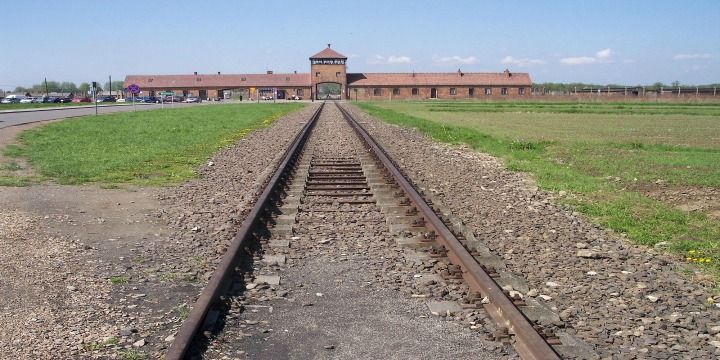 DarkerDests's tweet photo. George Marshall Foresaw Holocaust Deniers After Liberating the First Camp - Read more: https://t.co/X2IbKVpZ6B #darktourism #holocaust #worldwar #ww2 #worldwar2 #holocaustdenial #nazis #morbid #history #historicaltourism #heritage https://t.co/w063XfSkXR