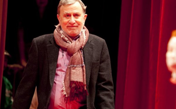 Mi maestro Juan Cejudo Mi querido Juan: Moriste hace tres días. Yo me enteré ayer. Tenías 71 años. Yo te conocí cuando tenías 36 y yo 23 y he de decirte que ya eras viejo. Creo que fuiste viejo desde los trece años cuando te arrolló el carro allá en tu... fernandoloygorri.com/Mi-maestro-Jua…