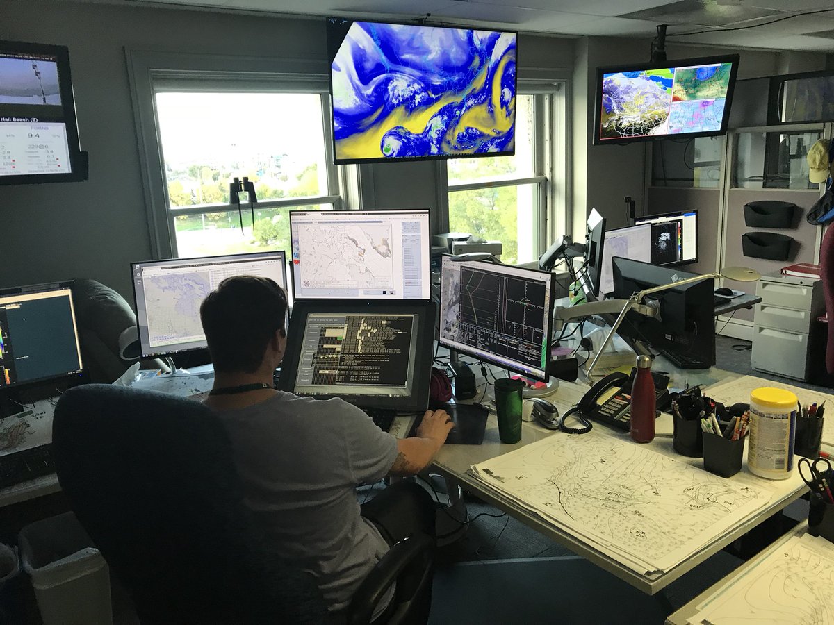 PennerCory's tweet image. An added bonus at ChaserconCanada, a tour of the PASPC office! #CCCan18 thank you  Natalie Hassell, @ratzlaff!!! #PASPC #MBStorm