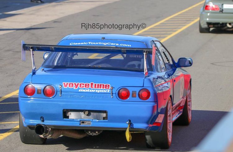 Thundersaloons's tweet photo. Attention Paddock: James Janicki Nissan Skyline RWD 2800 secured a top 6 finish in Classic Thunder race 1 at Donington Park.  #Thundersaloon 

(📸RJH85 Photography) https://t.co/Uk6zKhe5cp