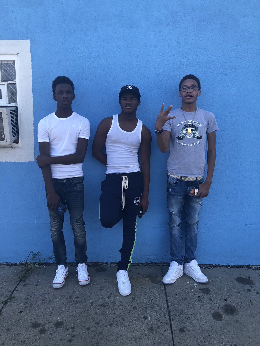 1400Keen's tweet photo. too real for these other niggas that’s why they hating 💯 #FreeStinky #FreeTrock #FreeDaSandtownLegends https://t.co/6EXJnoN7Y3