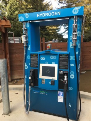 fuelcellsworks's tweet photo. HTEC, Canada’s leading provider of #hydrogen fuel supply solutions, launches equity crowdfunding camp--HTEC hopes to raise at least $1,000,000 to support the build-out of retail hydrogen refueling networks across Canada--https://t.co/LQ0BeE1ibT #fuelcell https://t.co/XoHQTDOaJ2