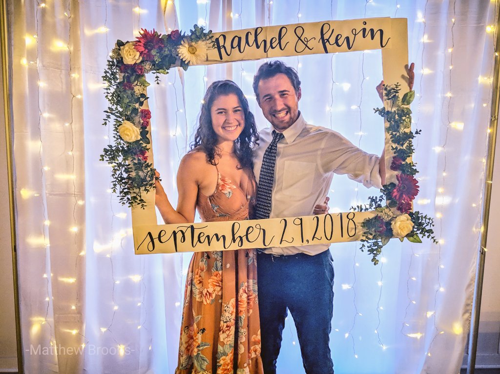 MatthewBrooks94's tweet photo. Wedding. #getsiked #hashtag #wedding my face hurts I can't remember things. https://t.co/tEovGpkNk9