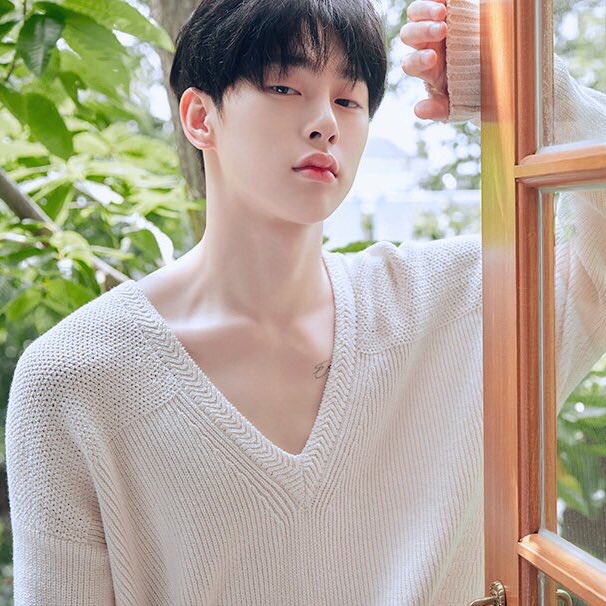 hyunbinpics101's tweet photo. https://t.co/3LgLouA2yR