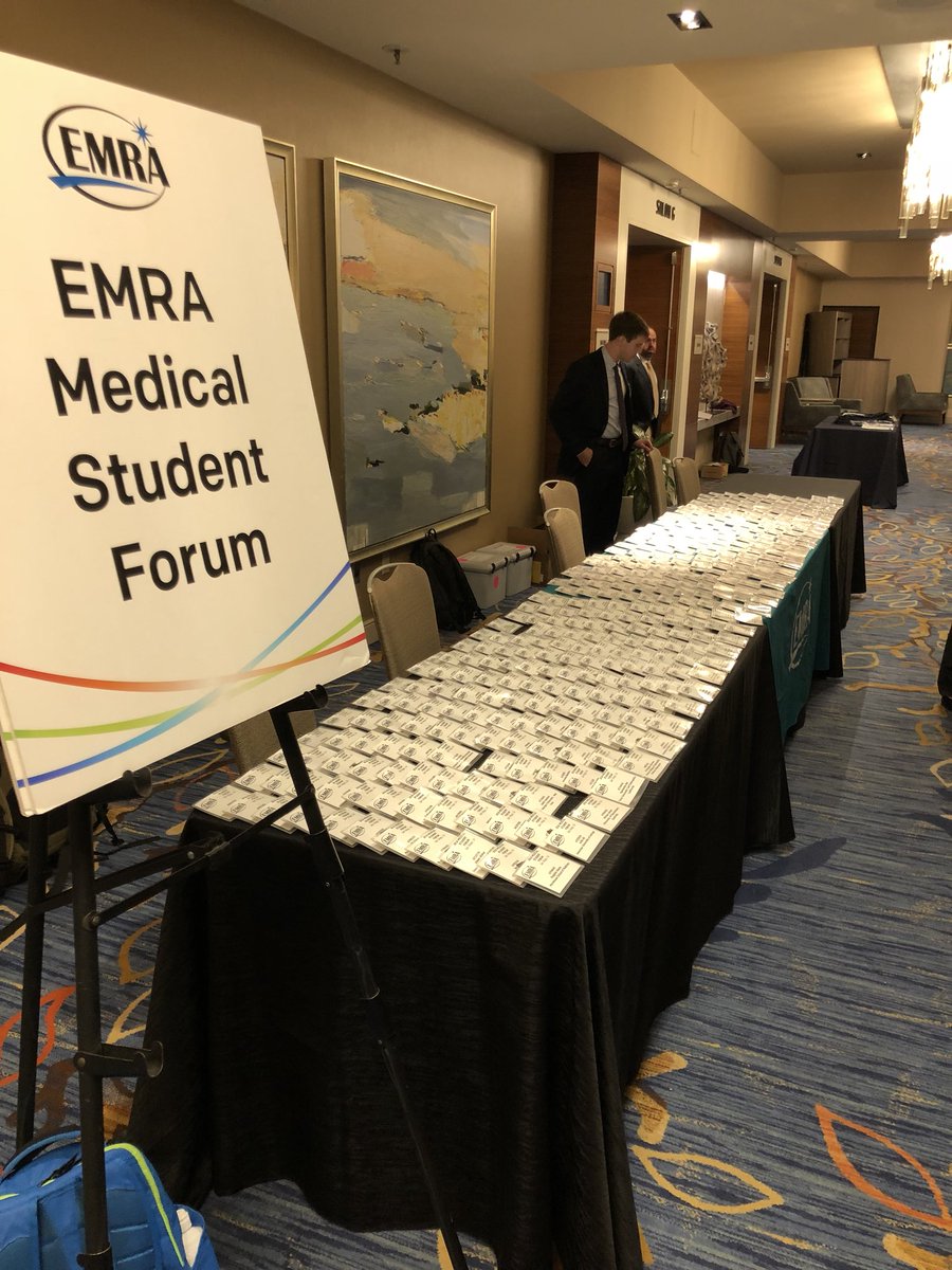 MikeMessina_'s tweet photo. #EMRAMSC Ready for the Med Student Forum. Can’t wait to have over 400 medical students join us this morning! @emresidents #EMRAatACEP18 #EMRALeaders #ACEP18 #EMRASoMeTeam https://t.co/81QsPD9ZQx