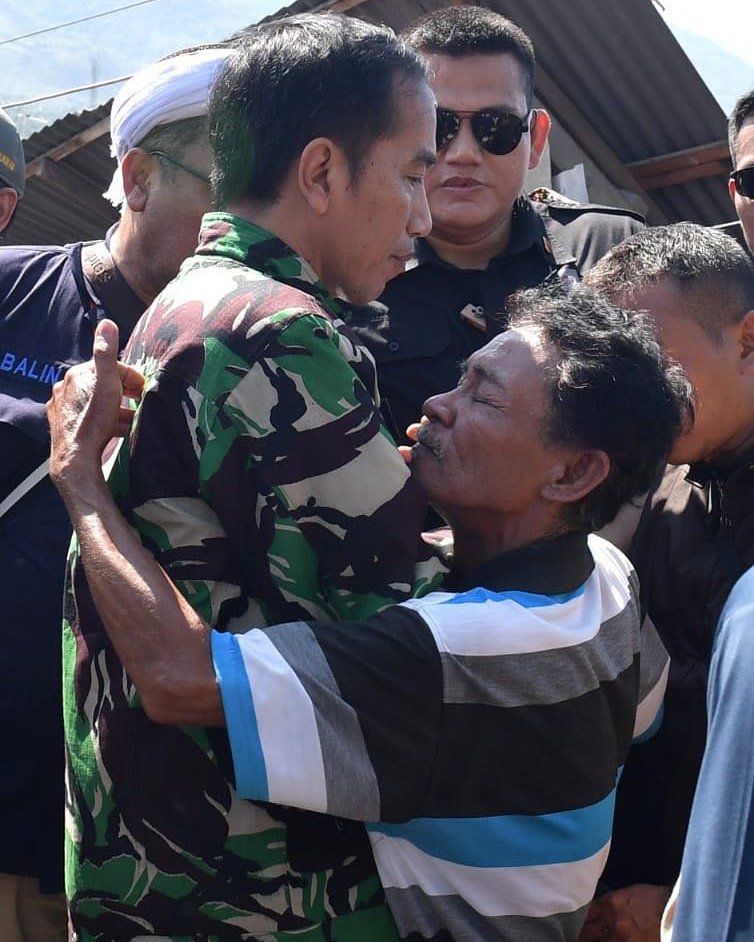 Duka rakyat Sulawesi Tengah, duka kita semua.
Dengan saling bergandeng tangan, dampak bencana ini kita hadapi bersama.