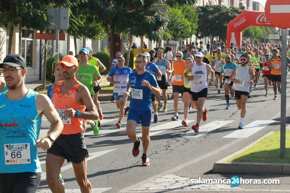s24horas's tweet photo. DEPORTES | (GALERÍA) Dani Sanz y Gema Martín se imponen en los '10 km Ciudad de Santa Marta' https://t.co/pHF7h6QrmN https://t.co/yIsOPSaJT1
