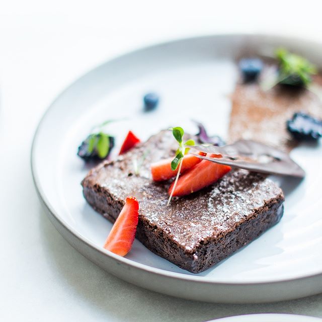 dusitD2dubai's tweet photo. Up close and personal with our Chocolate Brownie
#brownie #chocolate #dubai #mydubai https://t.co/7z1kfEWrxg