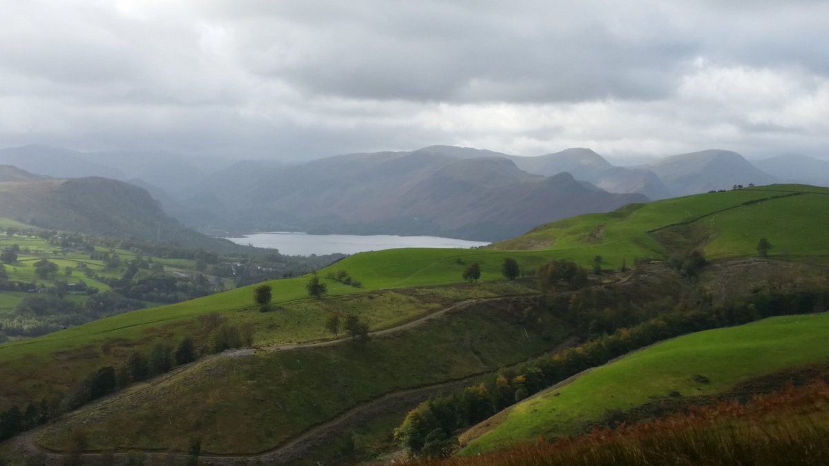 SueSep5's tweet photo. Thinking about landscape evolution for our final day: integrating soils, vegetation, climate and human impacts @BlencathraFSC @LeicesterGeog #BScGeography https://t.co/d7pZvNjtAx