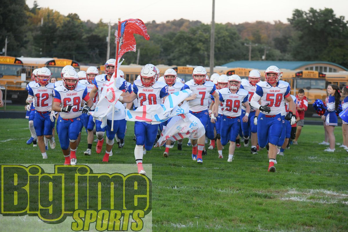 btsohio's tweet photo. We have over 300 pics up in the Big Time Sports Facebook page of the #Garaway #Claymont Football Game @MustangFB @CheerClaymont @GarawayAthletic https://t.co/dwkRO63VFG