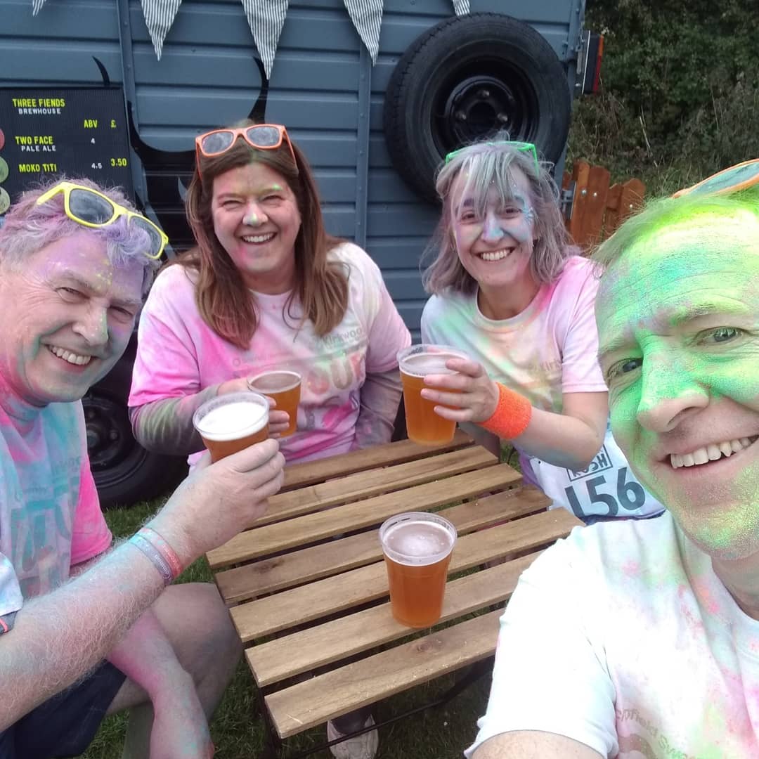 BirkieDave's tweet photo. Well earned drink after #ColourRush2018 @KirkwoodHospice https://t.co/BnbQ7cuPYO