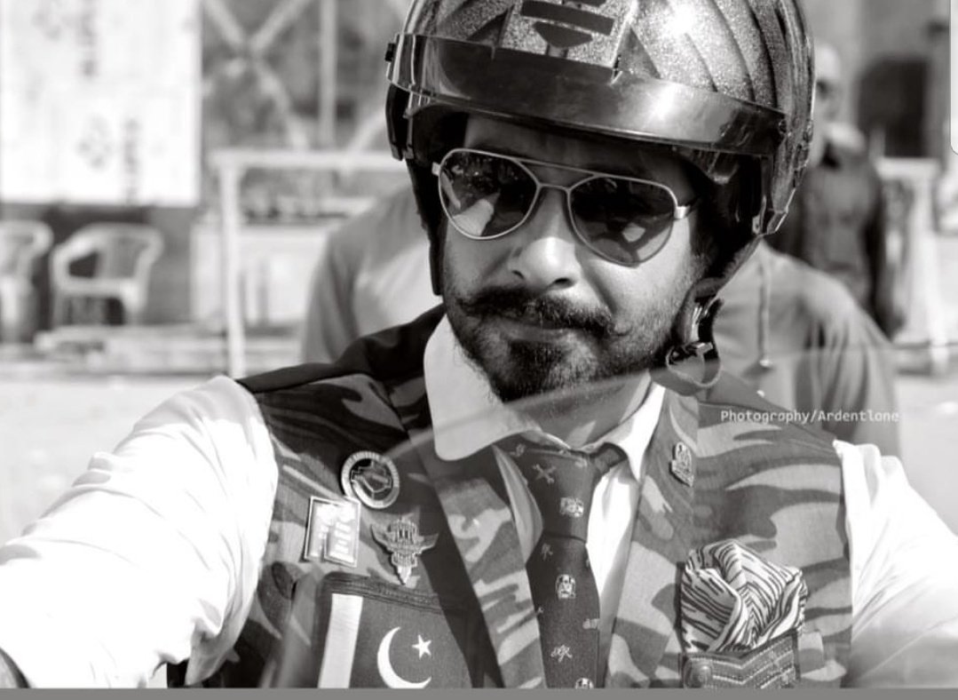 MaheenFidai's tweet photo. Dapper Up! 🔥😻 💋💋 
HOTNESS OVERLOADED ✨ 😍😍🙈 🧡💜

#distinguishedgentlemansride #DGR18 #ironbrotherhood @faysalquraishi https://t.co/Kgk2ya9R8P