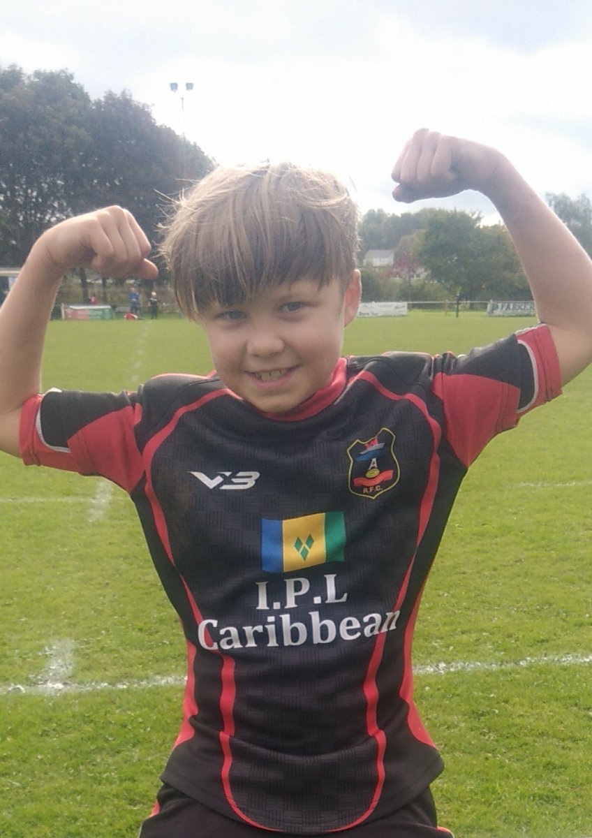 andy_gribble's tweet photo. Great win for Carmarthen Athletic v Felinfoel today 28-22. Gull enjoying playing for his new team. @LlandoveryColPE https://t.co/wd8zd1fU5T