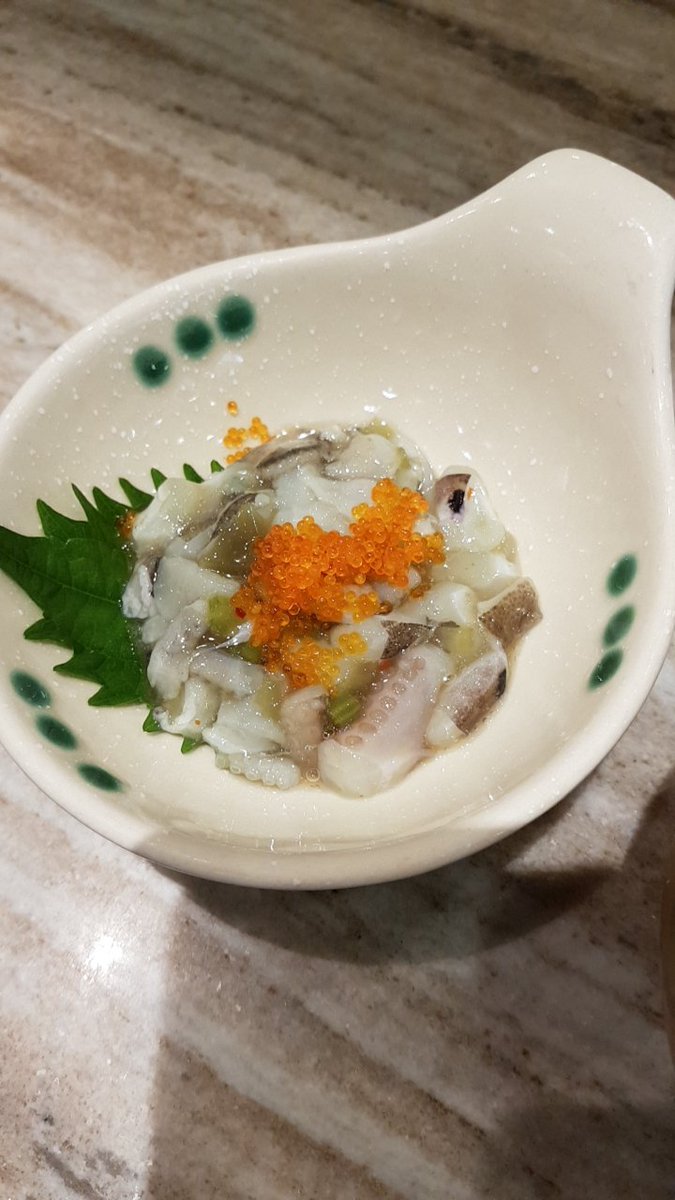 toptaro tweet media
