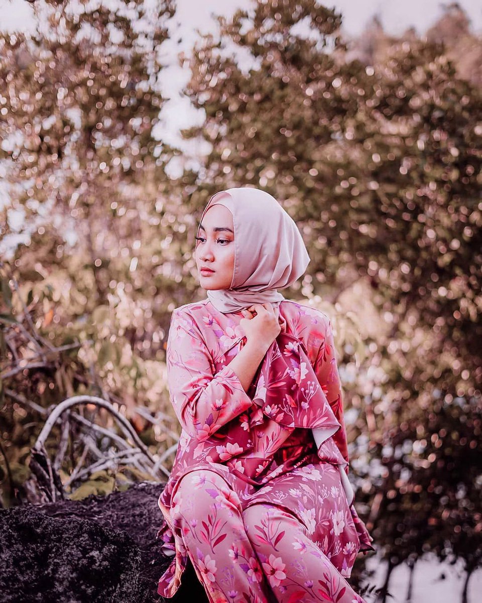 Pic <a href="/FatinSL/">Fatin Shidqia Lubis</a> dari mas <a href="/AirAzzamZam/">Pendampingmu</a> 😊Thanks u/ fotonya yach 🙏#FatinJingga @AufahA @waff_al <a href="/FatinisticYusni/">Yusni</a> <a href="/matSL_/">matSL</a> <a href="/SubonoAW/">Subono Andi Wibowo</a> <a href="/jumidina/">my fayo 4ever</a> <a href="/Lyanie16/">Lyanie</a> <a href="/mi_umik/">Umi kalsum</a> <a href="/aliya_er172/">rohmatul aliya</a> <a href="/Yunipati4/">Yunipati</a> <a href="/bee_afra/">afra</a> <a href="/hany2297/">Hany Seftiyana</a> <a href="/Fatinistic/">Fatinistic OFFICIAL</a> <a href="/m_abichafas/">M.abichafas</a> <a href="/Dhimaz_sotta/">Dhimaz sotta</a> <a href="/Zahrahmaulia/">yayaa</a> <a href="/Sekar28Sekar/">Sekar Putri Anjani</a> <a href="/SwaramudaBDG/">SWARAMUDA FM</a>