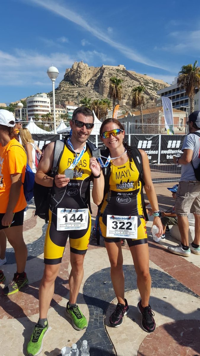 perlastriatlon's tweet photo. Hoy tuvimos a perlas en el Cross de las dehesas y en el triatlón de Alicante @VTriatlon https://t.co/mXvufIuGha