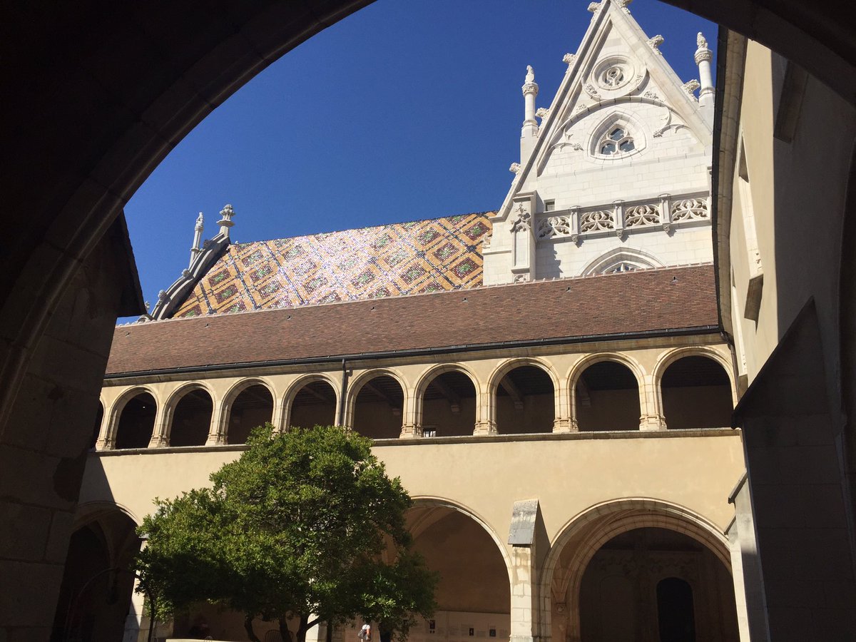 Mob_Ind's tweet photo. #Place2Be
1504 starb Philibert der Schöne starb.
Seine Witwe Margarete ließ Kloster Brou zu großer Abtei und seiner Grablege ausbauen
WO #BourgenBresse (Dep #Ain in #France)
GESEHEN BEI #congresSP2018 nach #AlphaPage-Besucht
#Kultur #Geschichte #History #Monastir #Kirche #GroKo https://t.co/NwTVnBlR5F
