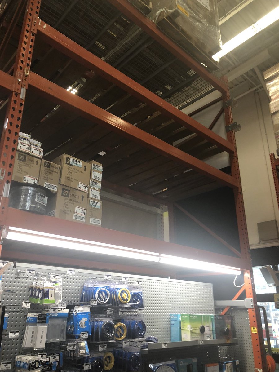 D27 overheads at 0249 ready to go #SFLOHORG