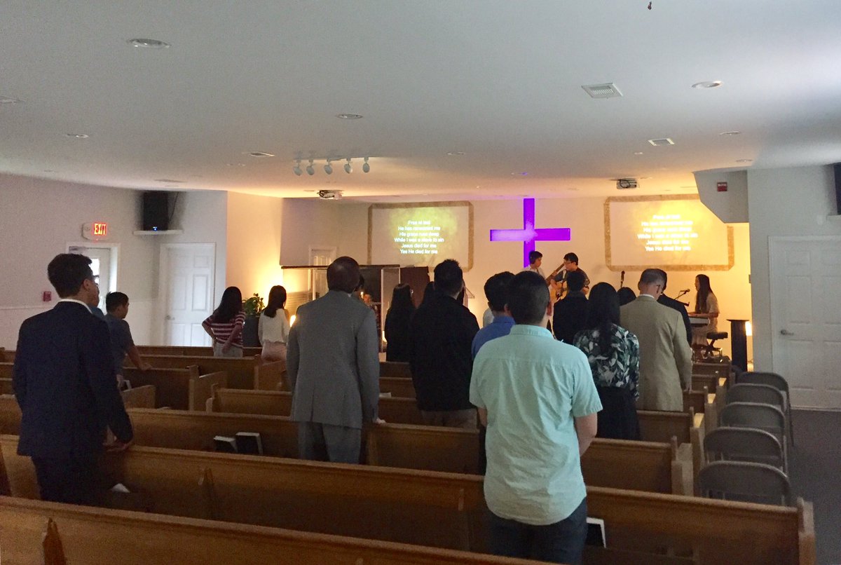 RedeemerPlano's tweet photo. English service this morning w/@RVBCTweets! 🙏🏼 #SundayMorning #Worship #TheRealDeal https://t.co/nOnToiYwut