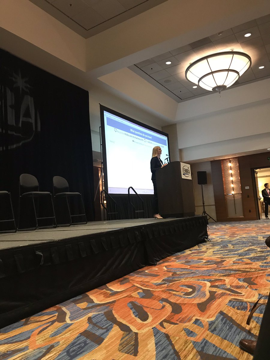 JPickosMed's tweet photo. MSC Chair Sarah Ring kicking off the medical student forum this morning! #EMRAatACEP18 #EMRAMedStudentLeaders #EMRAMSC #EMRASoMeTeam @emresidents https://t.co/MxOt47Alcn