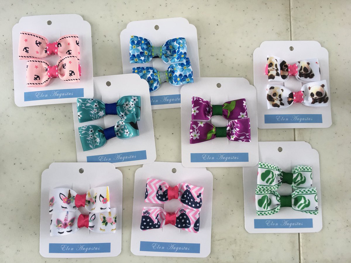 ElonAugustus's tweet photo. Music, food, and @ElonAugustus accessories at Brent Fall Festival. Half of the proceeds will be donated to the school. @BrentElementary https://t.co/z2vytc9iuz