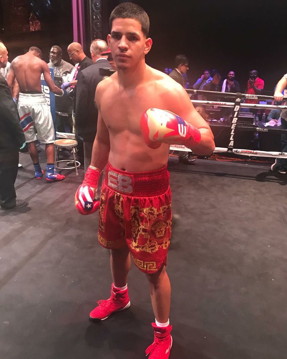 fighthooknews's tweet photo. Undefeated Middleweight prospect, Edgar Berlanga 9-0-9 KOs continued his first round knockout streak last night. #therealdealboxing #brooklynboxing #puertoricanboxing #jcalderonboxingtalk https://t.co/i8JQksJAe0