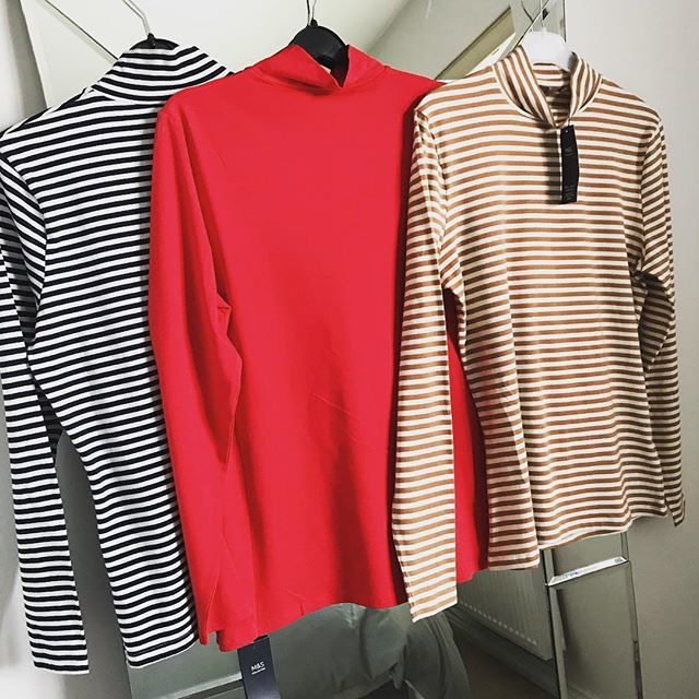 thatagestyle's tweet photo. When you find a basic top you love, buy more! These roll neck stretch tops from @marksandspencer fit and wash well and are lovely and soft. Plain are £6.50 (also had black and green) and the stripe £8.50. Stock up ladies. 👍🏼 #fblogger #rollneck #basictop https://t.co/RSe8c3fRzb https://t.co/OknBm8QSdL
