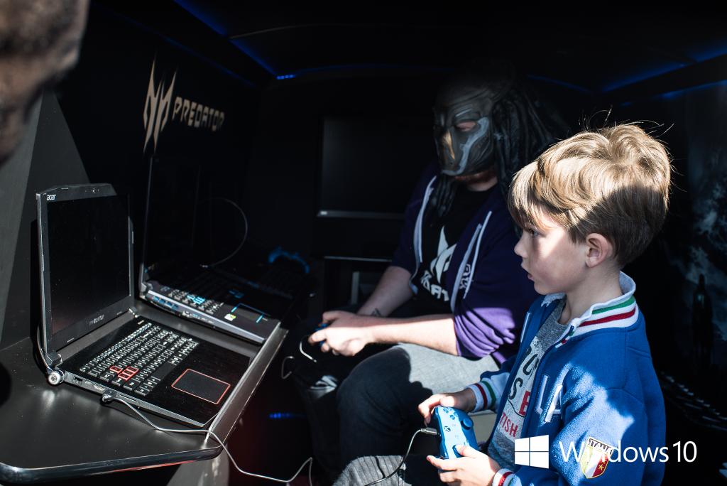 AcerUK_Official's tweet photo. What a success the Predator Van Tour has been touring the UK! Take a peak at highlights from the tour! #Predatortour @WindowsUK #Windows10 https://t.co/DJlavD8hRE