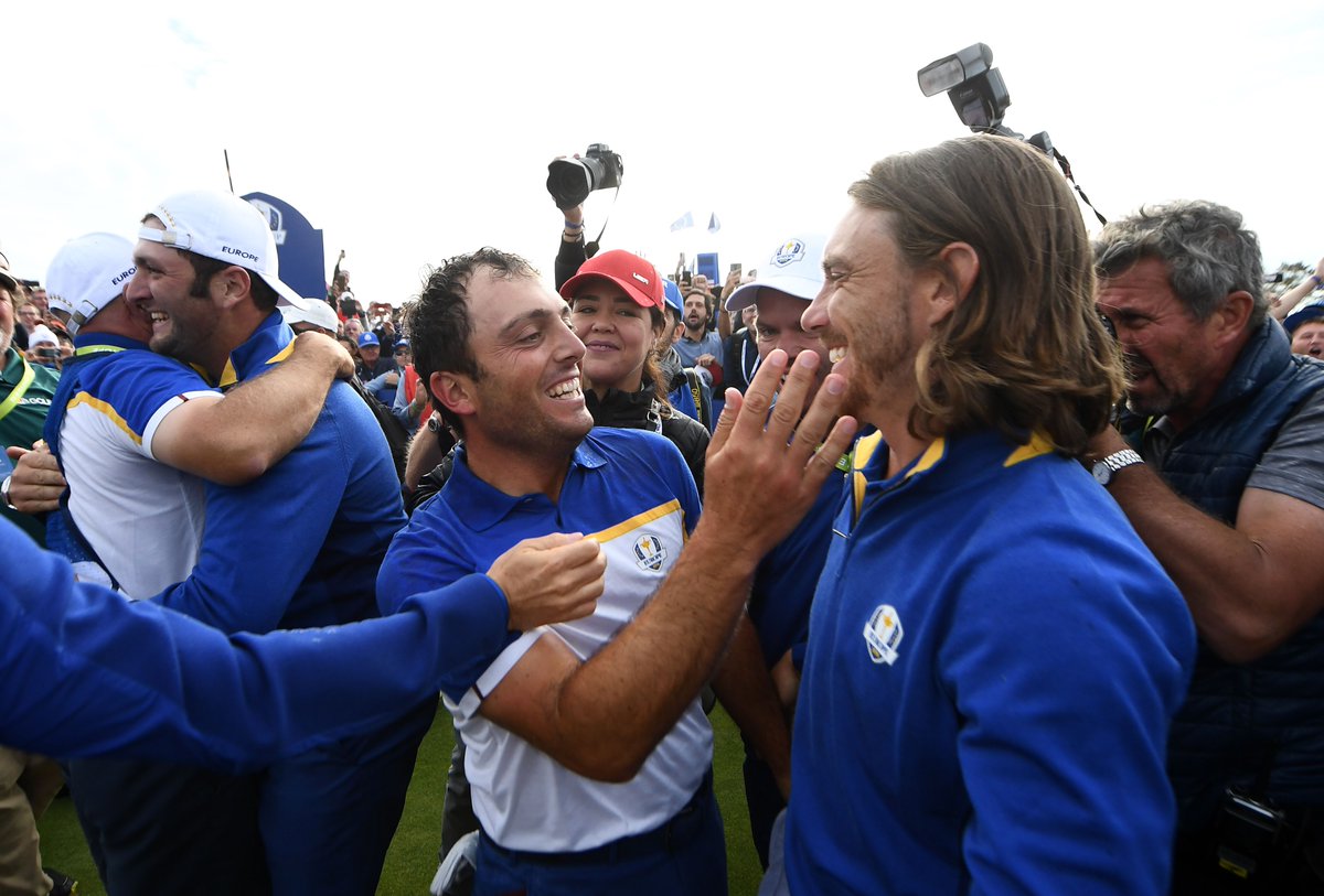 TelegraphSport's tweet photo. #TeamEurope regain the #RyderCup as Tommy Fleetwood is carried shoulder high https://t.co/88DWMpkVSZ https://t.co/QThkpuHUsb