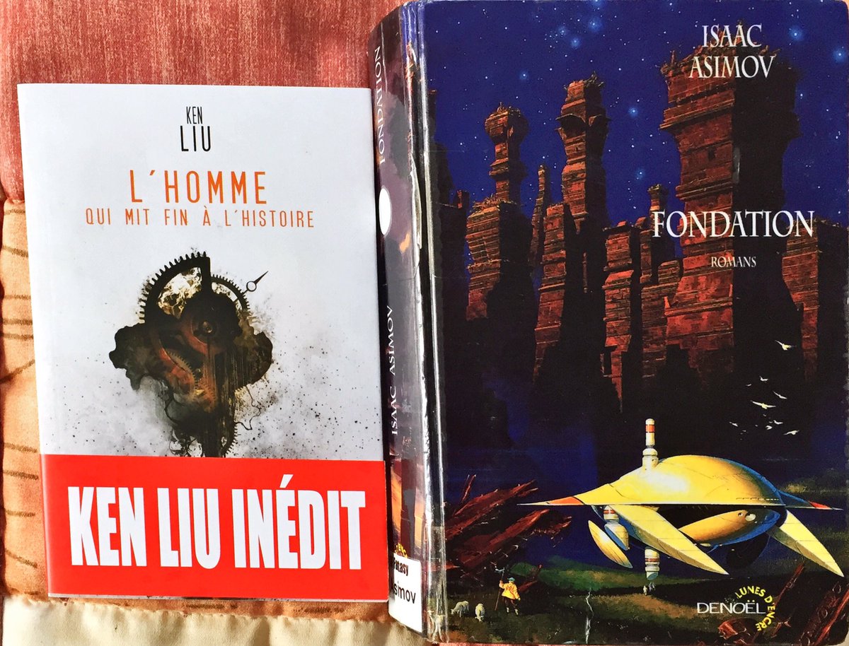 DnaCowgirl's tweet photo. En train de preparer ma prochaine chronique litteraire #CreativeWriting #sciencefiction #scifi #Asimov #KenLiu https://t.co/YTQjsxdRim