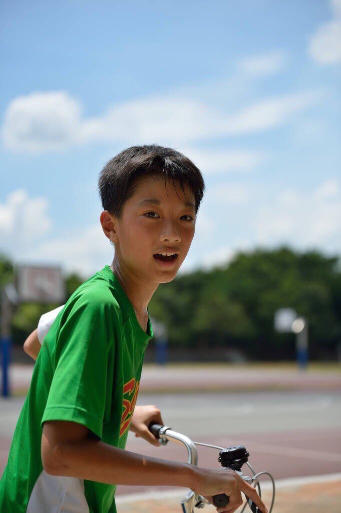 sandsseine's tweet photo. มุง คือห้าปีที่แล้วเองหร๊อ อมก https://t.co/4CFBDEPr2B