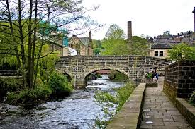 Alexmarshradio's tweet photo. My next guests are a #band from #HebdenBridge  Some say the #Totnes of the north @SoundartRadio @johnnypowellmus @BlackBird3rdEye https://t.co/W2b7EsQ8ce