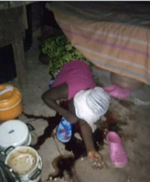 _flairr_amalii's tweet image. @EmmanuelMacron Bonne journée sir
La démocratie même du Nigeria est menacée, les militaires aident les extrémistes à tuer des civils, les élections sont truquées au grand jour.
C&apos;est pire à Jos, dans l&apos;Etat du Plateau, la pleine islamisation est en cours. 
Images from yesterday