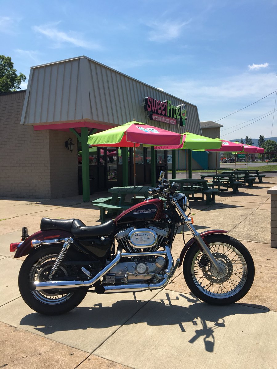 sweetfrogwmspt's tweet photo. It’s  beautiful weather for BIKE NIGHT at sweetFrog Williamsport! Ride your motorcycle in on Sunday (anytime) and mention the post for 20% off your cup! Bring your Hog to the Frog! 🐸. Cannot be combined with any other offers. @HorsepowerHarl2 @BilltownHonda https://t.co/7pWSvSHizS