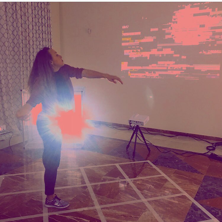FranceEmirats's tweet photo. Expérience #BodyFail en cours à la Résidence de France...

La liberté de quelques pas de danse avec la machine... Art et intelligence artificielle...

#DCFE #AIforHumanity #FranceEmirats 🇫🇷🇦🇪 https://t.co/OZOM2QFgTx
