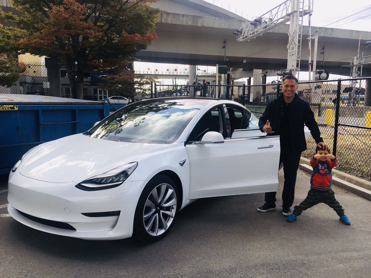 drraysue's tweet image. Finally took delivery of our Model 3D  Worth every millisecond we waited! Thank you @elonmusk @tesla for everything you do! Thanks to @DMC_Ryan, @teslanomicsco &amp;amp; @FredericLambert for keeping me up to speed. #beyondgrateful #funnestthingever #theEVrevolution