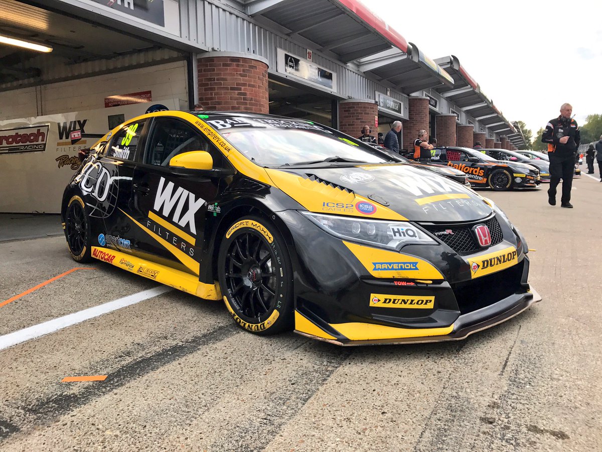 Ready to go out on the grid for the last time this year! Let's try and finish on a high 👏🏻
#Eurotech #TeamWIX #BTCC