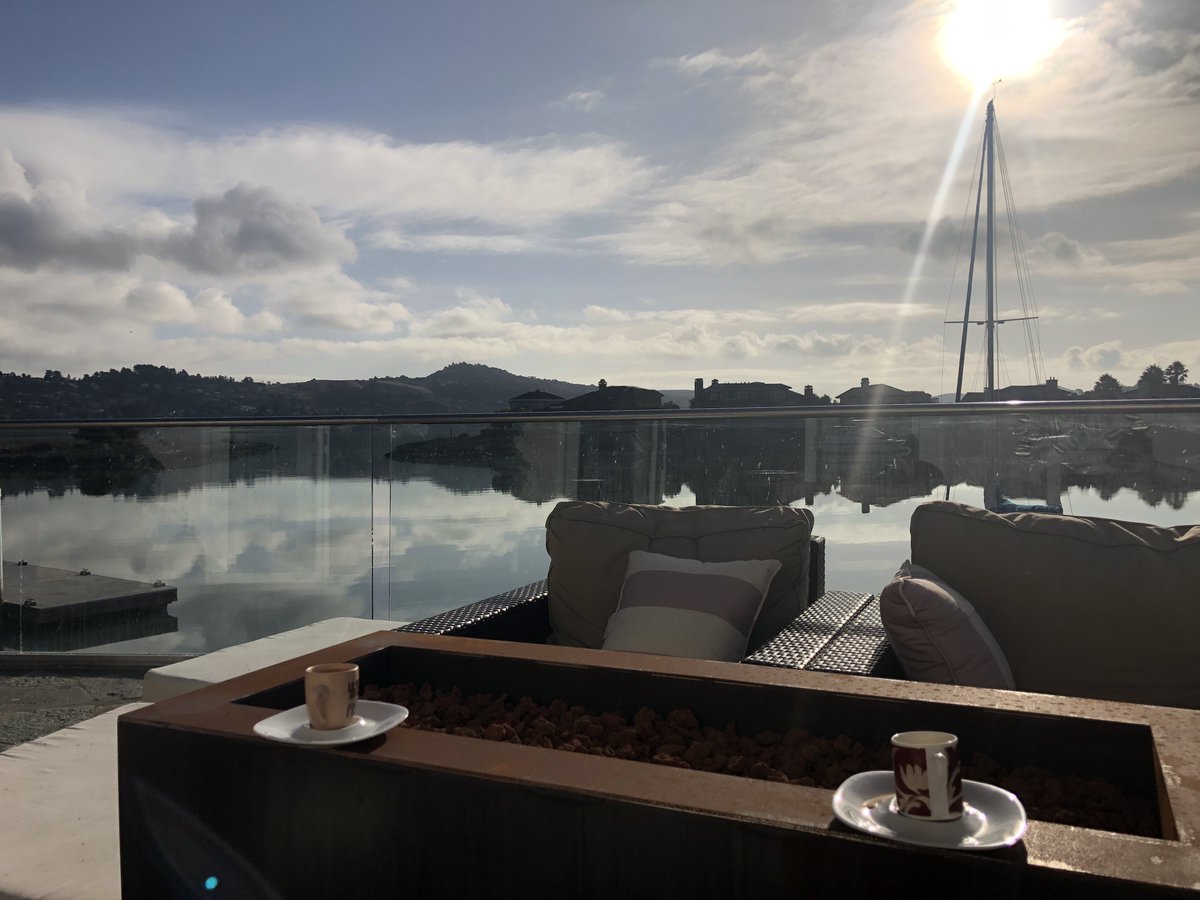 darinandersen's tweet image. #Coffee to start the day at our new #NXTRobotics offices in #SiliconValley