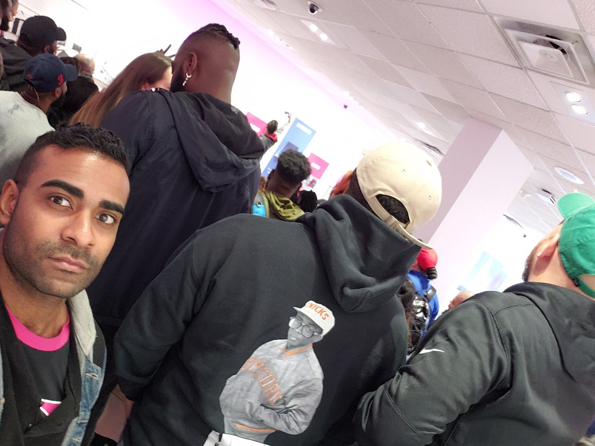 marscordoba's tweet photo. Now a view from the other side @YourSamsungGuy @lpetrone9 @PeterBueno13 @theSamsungSide #Note9SPenSelfieContest https://t.co/idAxL0DHlY